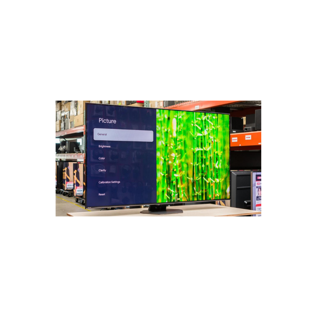 شاشة Hisense 85U8N تعتبر من أقوى شاشات Hisense ضمن فئة Mini-LED لسنة 2024، وهي موجهة لعشاق الأفلام والألعاب والسينما المنزلية.